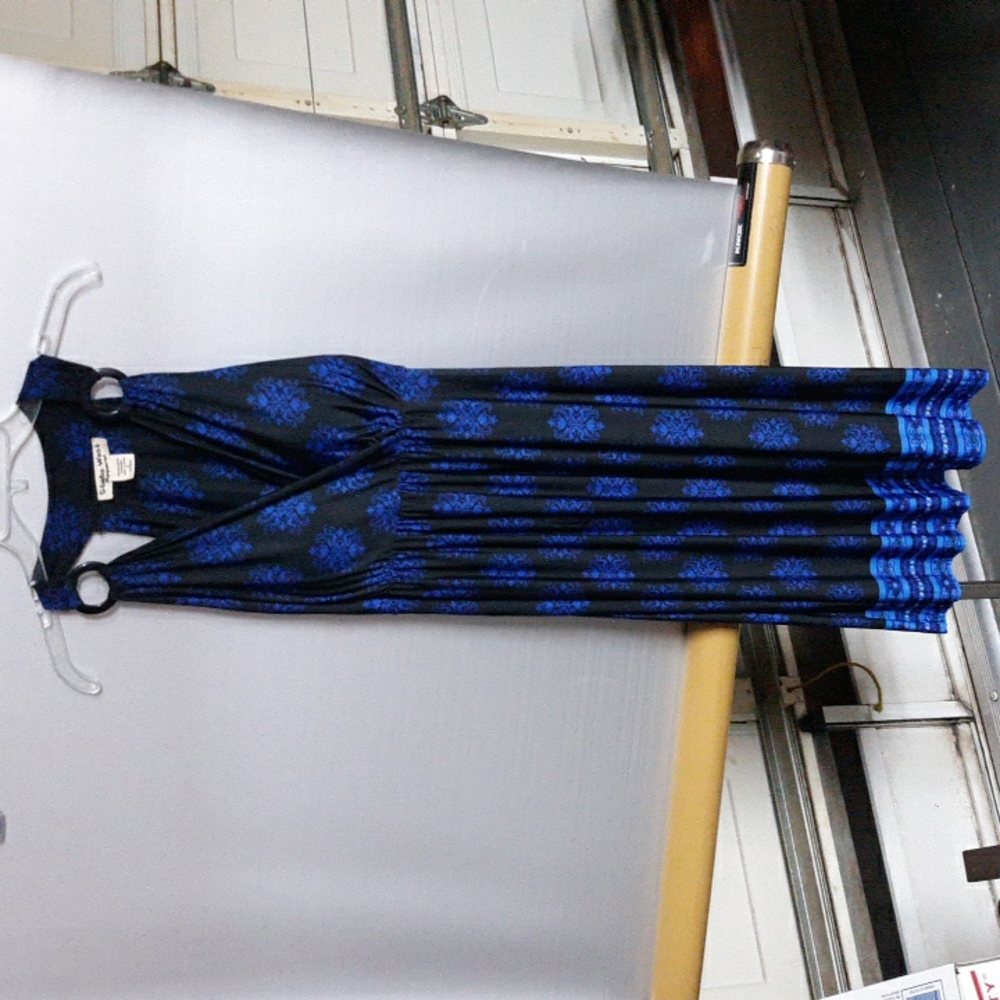 Studio West Apparel Size S (SKU 35)